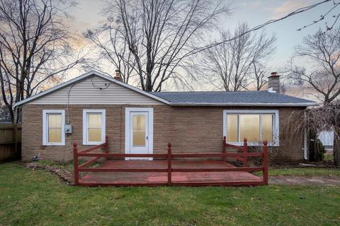 210 Cardinal Crst, Jackson, MI 49202 photo 3