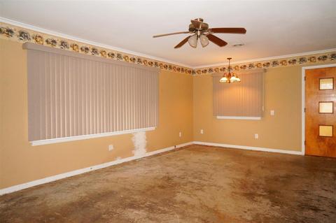8020 Greenes Dr, Jackson, MI 49201 photo 4