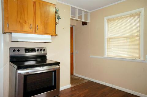 8020 Greenes Dr, Jackson, MI 49201 photo 8
