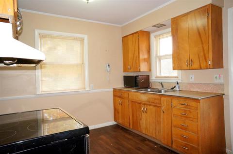 8020 Greenes Dr, Jackson, MI 49201 photo 9