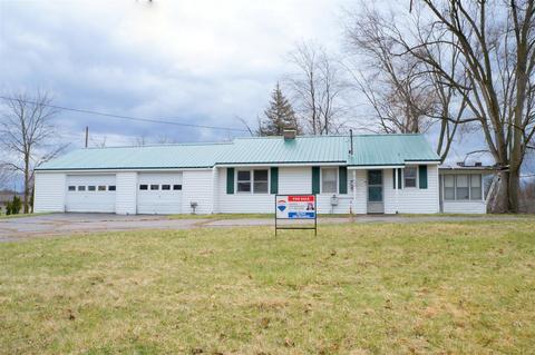 8020 Greenes Dr, Jackson, MI 49201
