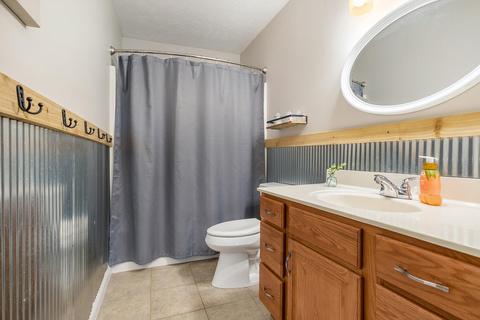 7672 Keyes Rd, Bellevue, MI 49021 photo 20