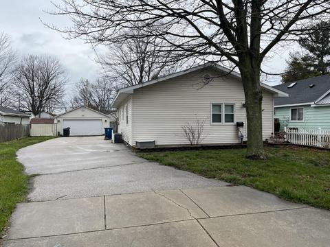 1955 Franklin St, Muskegon, MI 49441