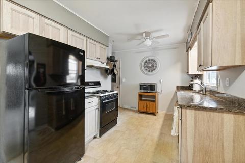 3845 Deerfield Dr, Jackson, MI 49203 photo 6