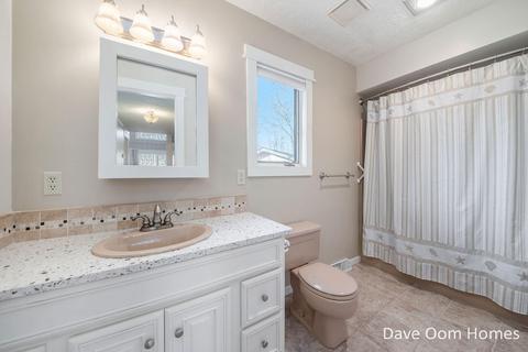 3705 Eckert Rd, Freeport, MI 49325 photo 12