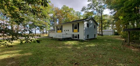 10211 E Territorial Rd, Waldron, MI 49288 photo 1