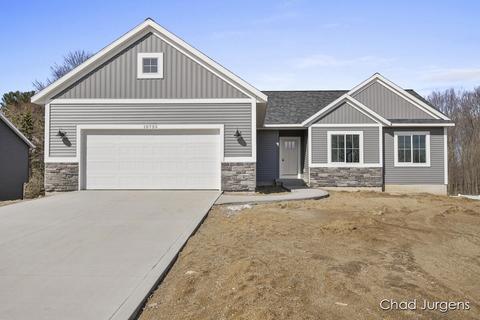 10735 Lance Ave, Allendale, MI 49401