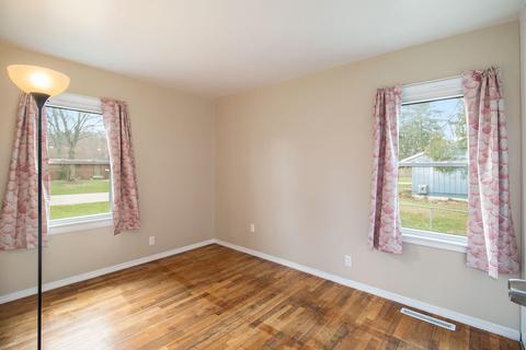 276 Stanford Ln, Jackson, MI 49203 photo 17