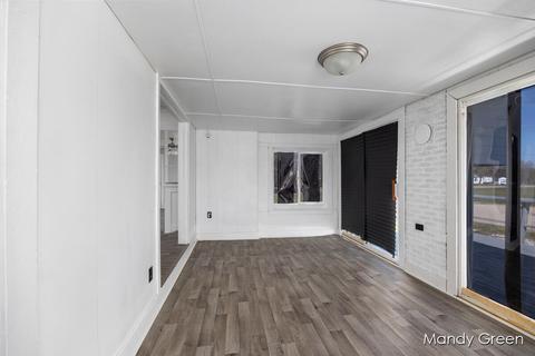 8310 E Sidney Rd, Crystal, MI 48818 photo 10