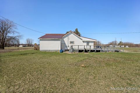 8310 E Sidney Rd, Crystal, MI 48818 photo 17