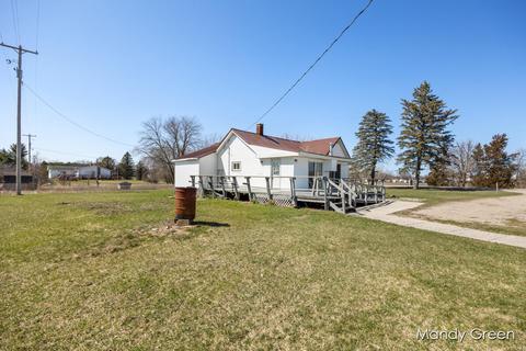 8310 E Sidney Rd, Crystal, MI 48818 photo 16