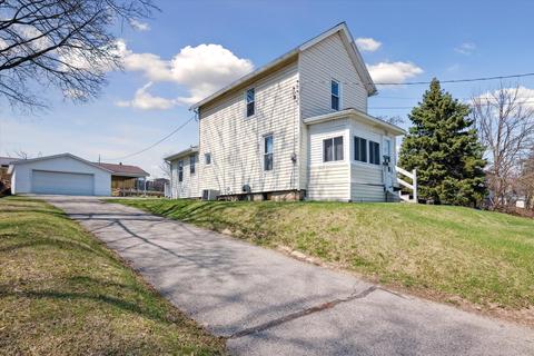 208 Watts St, Jackson, MI 49203 photo 1