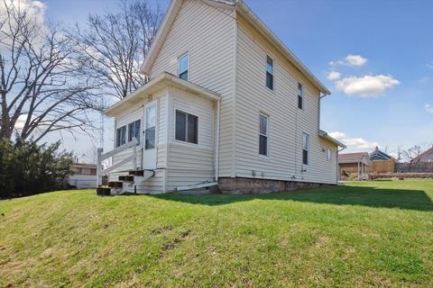 208 Watts St, Jackson, MI 49203 photo 2