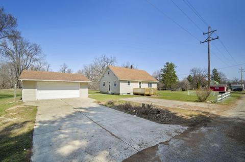 212 2nd St, Munith, MI 49259 photo 2