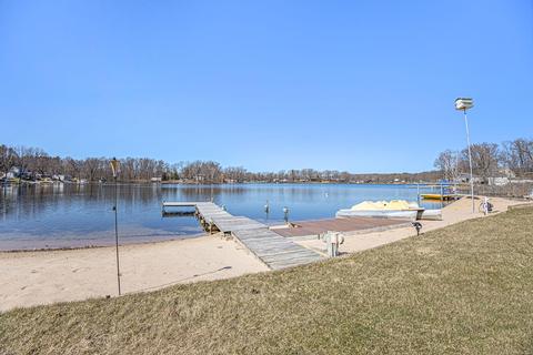 459 W Harbison Dr, Bitely, MI 49309 photo 4