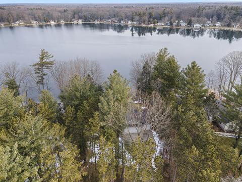 4317 W Pine Bluff Dr, Grant, MI 49327 photo 36