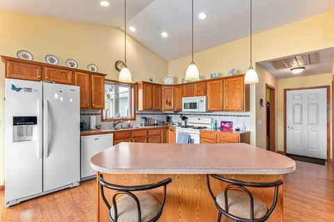 4317 W Pine Bluff Dr, Grant, MI 49327 photo 7