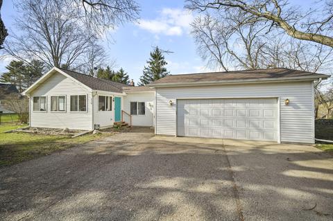 930 Grant St, Jackson, MI 49203 photo 1