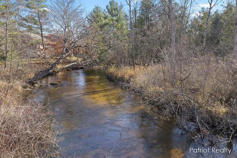 13113 N Walnut Ave, Bitely, MI 49309 photo 4