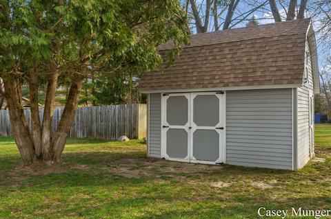 496 Adapointe Ct SE, Ada, MI 49301 photo 30