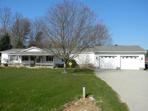 2977 S Palmer Blvd, Ludington, MI 49431