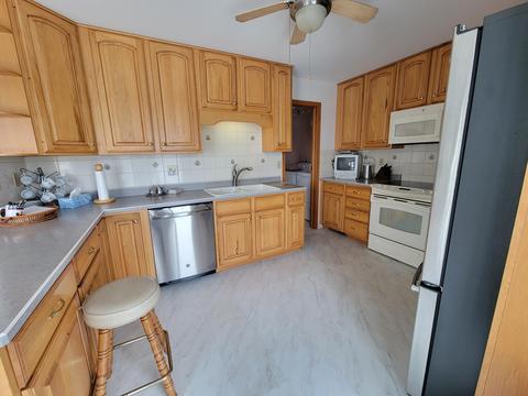 656 Fair Dr, Bronson, MI 49028 photo 9