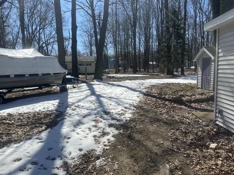 341 South St, Harrison, MI 48625 photo 5