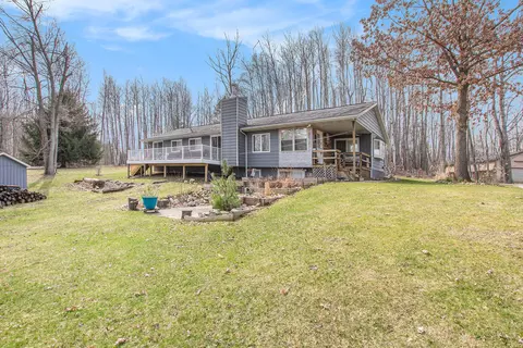 9291 16 Mile Rd, Rodney, MI 49342