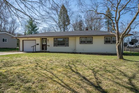 828 Forest St, Marshall, MI 49068 photo 1