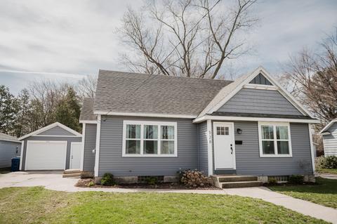 528 Exchange St, Spring Lake, MI 49456 photo 2