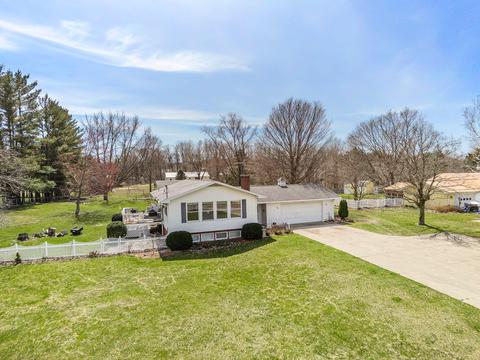 25951 Sauger Lake Rd, Sturgis, MI 49091
