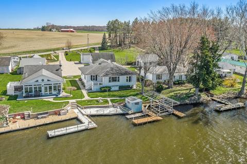 23238 Van Resort Dr, Mendon, MI 49072 photo 2