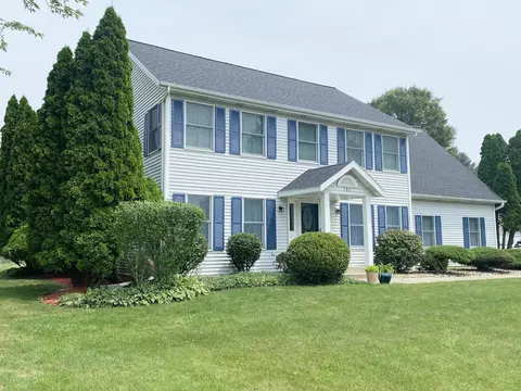 717 Lincoln Pines Pl, St. Joseph, MI 49085