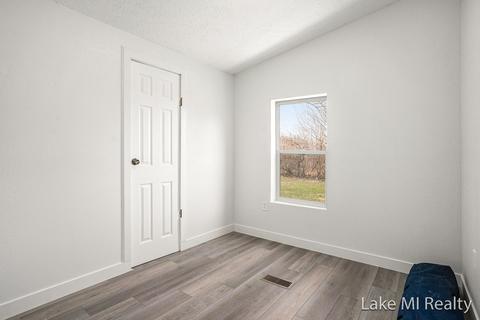 73064 34th Ave, Covert, MI 49043 photo 9