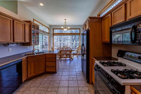 717 Warner St, Whitehall, MI 49461 photo 5
