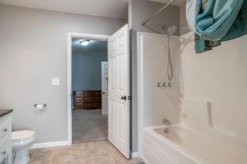 475 White Pigeon St, Constantine, MI 49042 photo 9