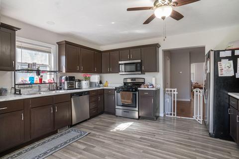 475 White Pigeon St, Constantine, MI 49042 photo 13
