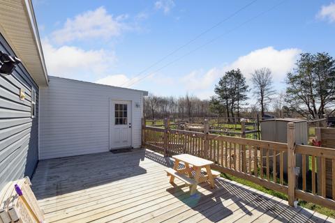 11390 E Pakes Rd, Crystal, MI 48818 photo 16