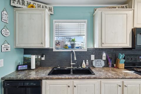 11390 E Pakes Rd, Crystal, MI 48818 photo 8