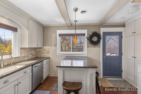 234 Maple St, Lowell, MI 49331 photo 7