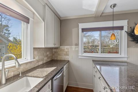 234 Maple St, Lowell, MI 49331 photo 10