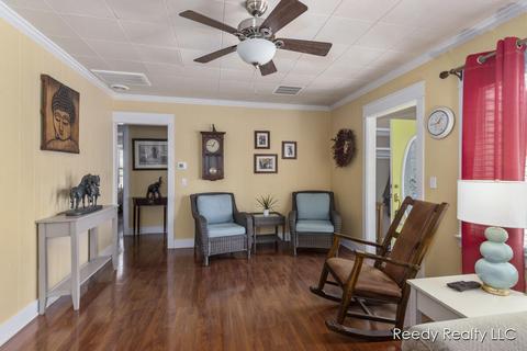234 Maple St, Lowell, MI 49331 photo 4