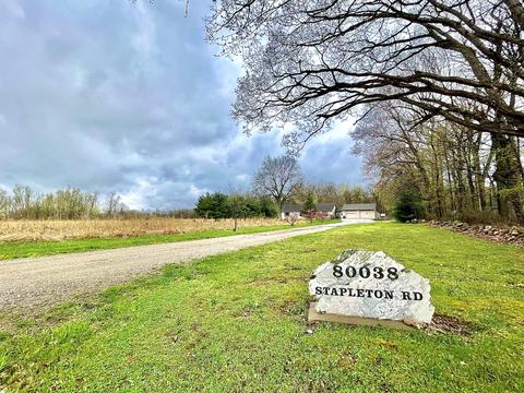 80038 Stapleton Rd, Decatur, MI 49045 photo 2