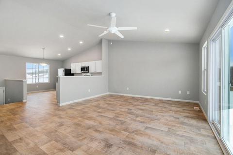 415 Orchard St, Constantine, MI 49042 photo 3