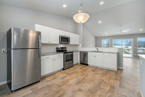 415 Orchard St, Constantine, MI 49042 photo 9