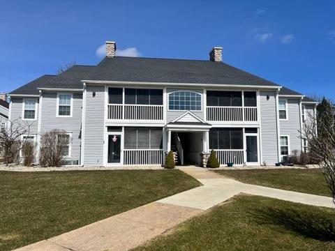 771 W Barrington Cir, Jackson, MI 49203