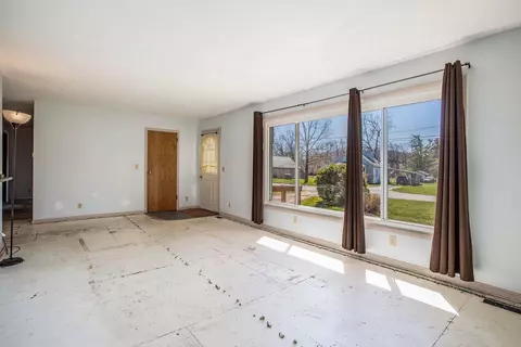 851 E Green St, Marshall, MI 49068 photo 6
