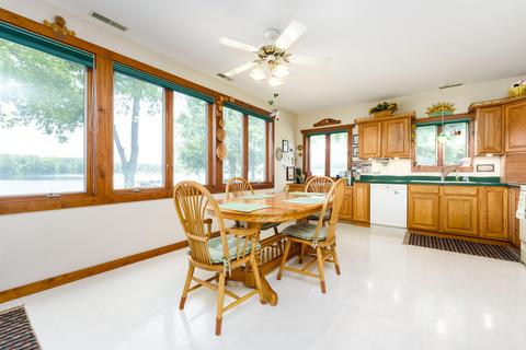 232 Custer Dr, Coldwater, MI 49036 photo 2