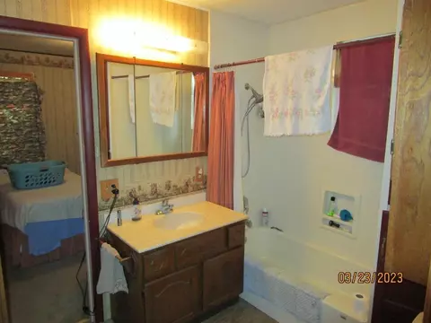 6740 Sampson Rd, Camden, MI 49232 photo 8