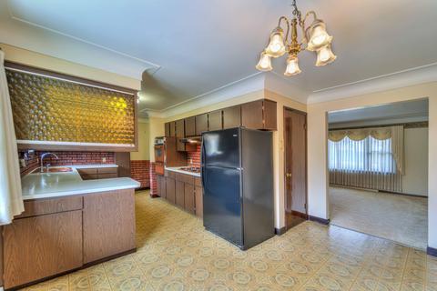 290 Curtis Ave, Jackson, MI 49203 photo 8